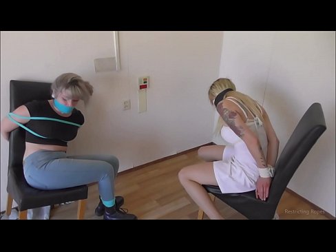 ❤️ Avhengig / bundet opp og kneblet / jente i nød ️❌ Sex på porno no.novoporn.ru
