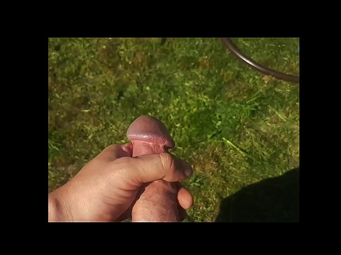 ❤️ Hot hottie får den rosa fitten hennes knullet og kommer med en sprut i en sommerhage ️❌ Sex på porno no.novoporn.ru