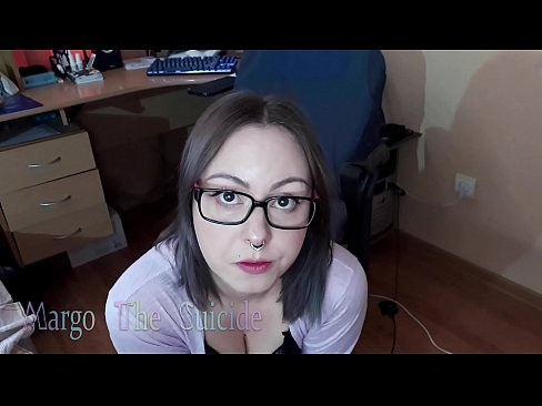 ❤️ Sexy jente med briller suger dildo dypt på kamera ️❌ Sex på porno no.novoporn.ru